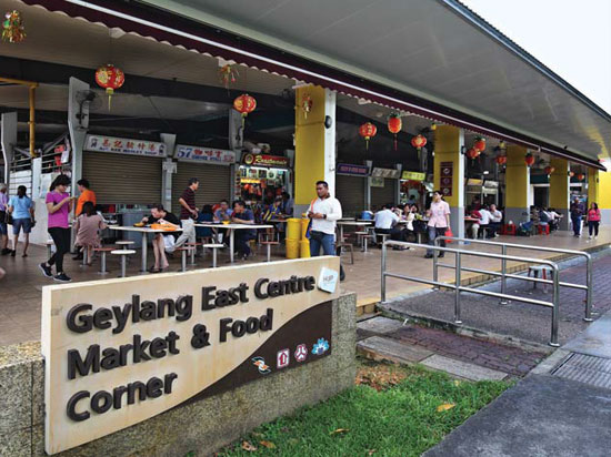 It only takes about 9 minutes to drive from Urban Treasures to Geylang East Market & Food Center