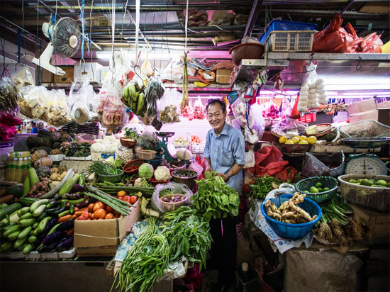It will take about 10 minutes to drive from Urban Treasures to Khye Huat Vegetable Store